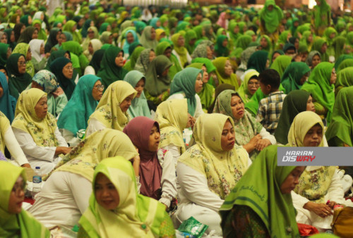 Perayaan Maulid Nabi ini menjadi momentum penting bagi Ridwan Kamil untuk semakin mendekatkan diri dengan warga Jakarta, khususnya kalangan Nahdliyin, sekaligus menegaskan komitmennya untuk memimpin Jakarta dengan landasan spiritual yang kuat.