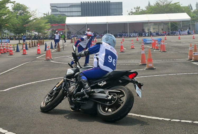 209 Instruktur Terbaik Beradu Skill di Astra Honda Safety Riding Competition 2026