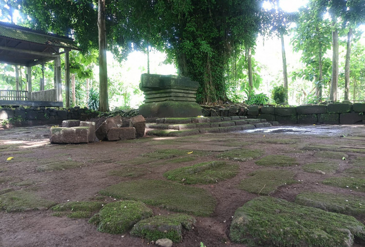 Vandalisme Situs Punden Mejo Miring di Blitar Terungkap, Batu Dicongkel dan Dipindahkan karena Klaim Kepemilikan