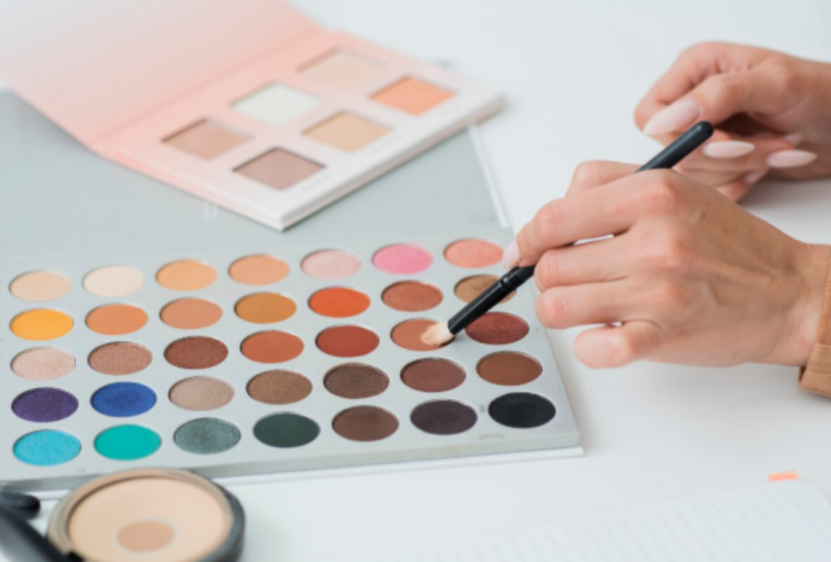 Face Palette Jadi Solusi Tampilan Ramadhan-Lebaran 2026 Anti Ribet, Punya Banyak Fungsi dan Travel Friendly