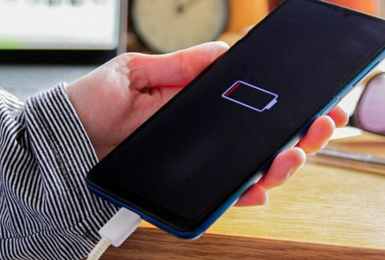 Cek Kebiasaan, Begini Cara Bikin Baterai HP Tak Cepat Drop