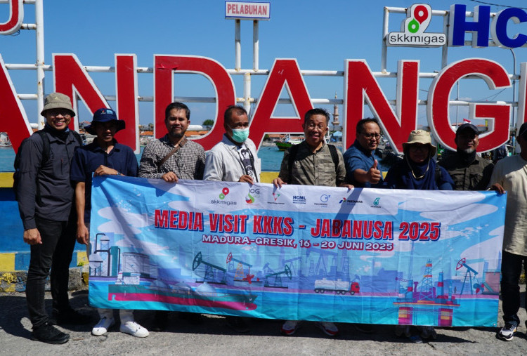 Senyum dari Mandangin: Cerita Diana, Sambal, dan Harapan dari Pulau di Tengah Laut