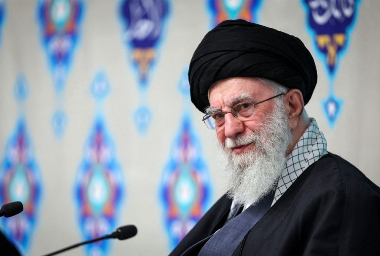 Dihujani Rudal AS, Teheran Sebut Khamenei dan Petinggi Iran Lainnya Selamat 