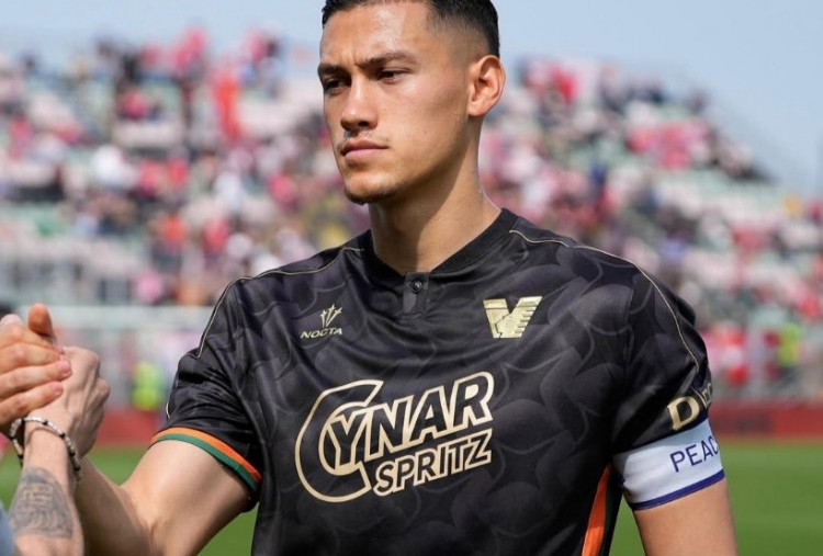 Torino Tebus Jay Idzes Rp170 miliar dari Venezia, Terungkap Gaji Kapten Timnas Indonesia!