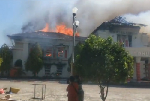 Kantor Bupati Pohuwato, Gorontalo Dibakar, Polisi Ungkap Penyebabnya dan Imbau Masyarakat Bisa Tahan Emosi 
