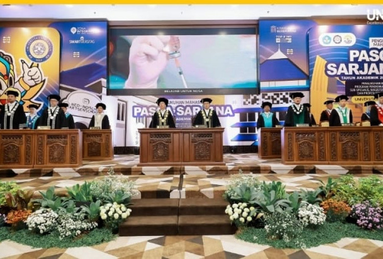 Pengukuhan Mahasiswa Baru Pascasarjana Unair
