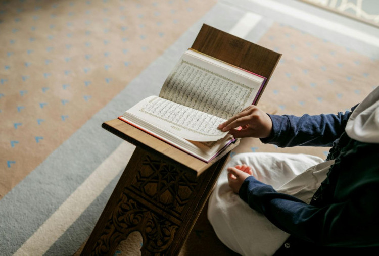 Menjelang Puasa Ramadan, Simak Tip Khatam Al-Quran dalam 1 Bulan!