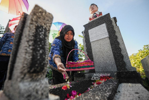 Jelang HUT Taman Budaya Jawa Timur, UPT Taman Budaya dan Disbudpar Jatim Ziarah ke Makam Cak Durasim 