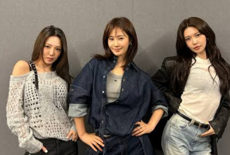 Lirik Lagu Lowkey In Love - Girls Generation HRS, Lengkap Terjemahan Bahasa Indonesia