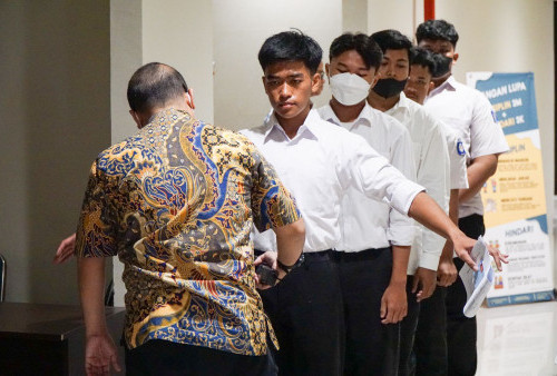 UTBK Unair Surabaya Dimulai, Rektor Jelaskan Sistem Pembobotan