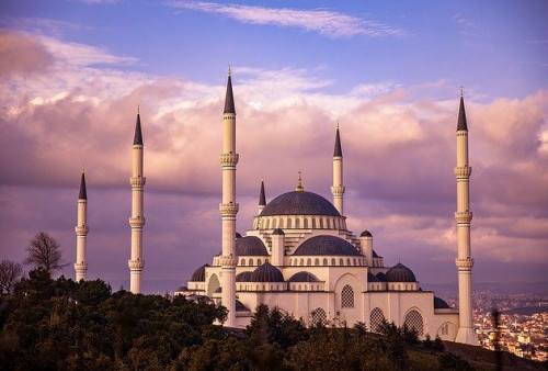 Syarat dan Ketentuan Seleksi Imam Masjid Asal Indonesia untuk di Eni Emirat Arab