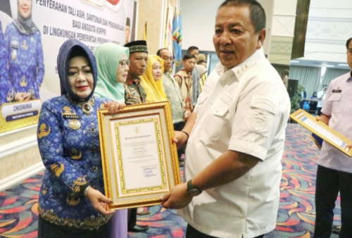 Reihana, Kadinkes Lampung Selama 14 Tahun Berturut-Turut Akhirnya Pensiun