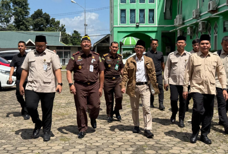 Wamenhaj Pastikan Status Aset Perhajian di Jambi Bersih, Proyek Asrama Haji Siap Dilanjutkan
