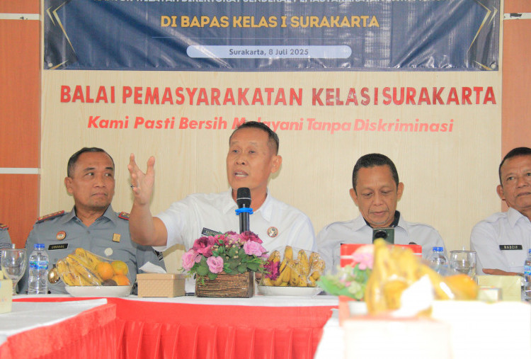Kakanwil Ditjenpas Jatim Pimpin Benchmarking Zona Integritas di Bapas Surakarta