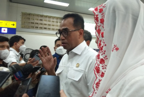 Menteri Perhubungan Minta 30 Persen Lapak di Stasiun Matraman untuk UMKM
