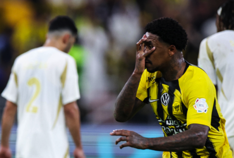 Ittihad FC vs Al-Nassr 2-1: Bergwijn jadi Mimpi Buruk Ronaldo Cs!