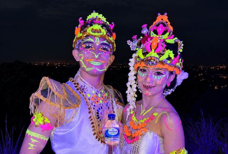 SanQua Dukung Pagelaran Seni Sendratari Dyah Pitaloka Glow in the Dark Pertama di Bandung