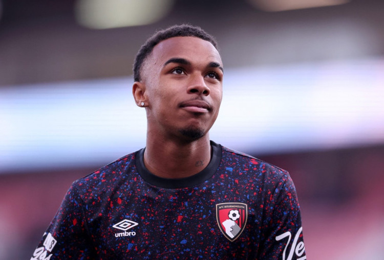 Barcelona Bidik Eli Junior Kroupi Jika Gagal Dapatkan Julian Alvarez
