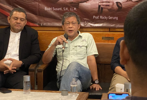 Rocky Gerung: 'Yusril Dampingi Prabowo Jadi Cawapres, Lebih Masuk Akal!'