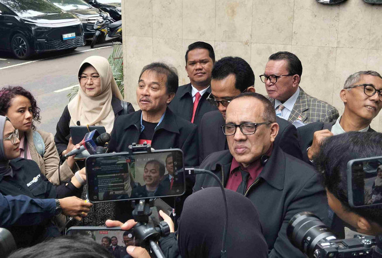 Roy Suryo Bakal Bawa 10 Saksi Ahli Meringankan, Ada Rocky Gerung!