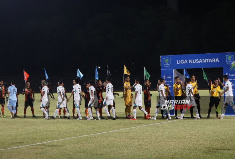 Pertandingan pembuka grup C Liga 3 Nusantara musim kompetisi 2025/2026, Persibo Bojonegoro melawan Rans Nusantara FC digelar di Stadion Sriwedari, Kota Surakarta Jawa Tengah, Sabtu(29/11/2025).