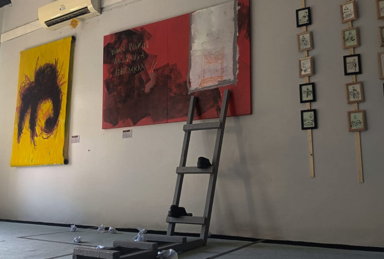 Pameran Seni Rupa JAMAN SEMONO, Ajang Nostalgia Alumni PGRI Adi Buana Surabaya