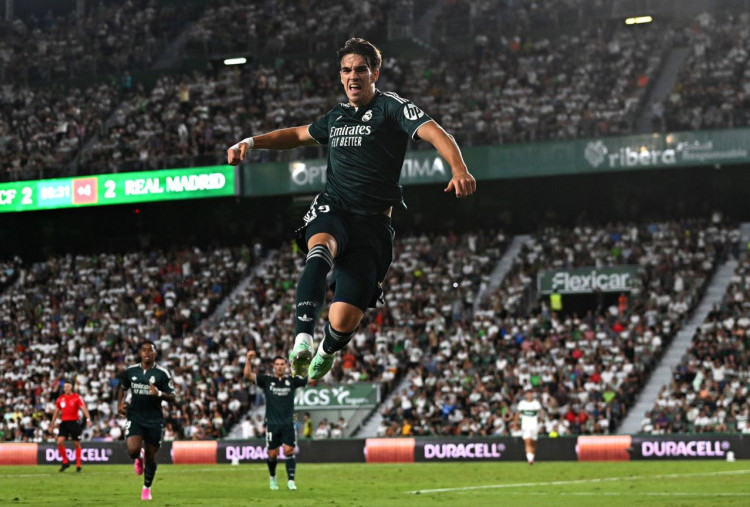 Elche vs Real Madrid 2-3, Untung Ada Carlos Espi!