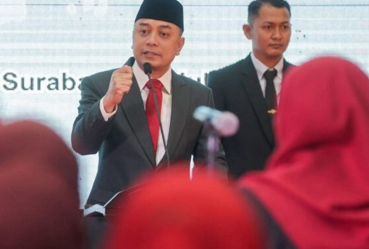 Terkait Dugaan Pungli di Aset Pemkot, Eri Cahyadi Copot Lurah Tambak Wedi 