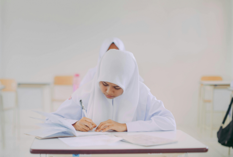 20 Contoh Soal OMI 2026 IPA MTs dan Kunci Jawaban, Persiapan untuk Kompetisi Selanjutnya!