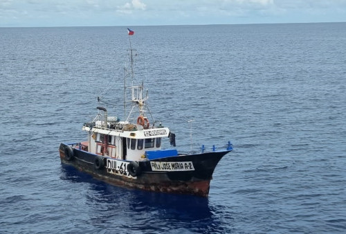 Kapal Pengawas Orca 04 Tangkap Kapal Asing Filipina yang Laukan Illegal Fishing di Laut Sulawesi