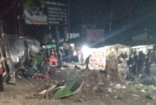 Empat Orang Tewas Dalam Kecelakaan Bus Pariwisata di Subang