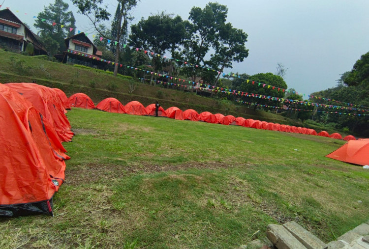 Grand Whiz Hotel Trawas Buka Area Kemah Rindu Alam, Tawarkan Pengalaman Menyatu dengan Alam