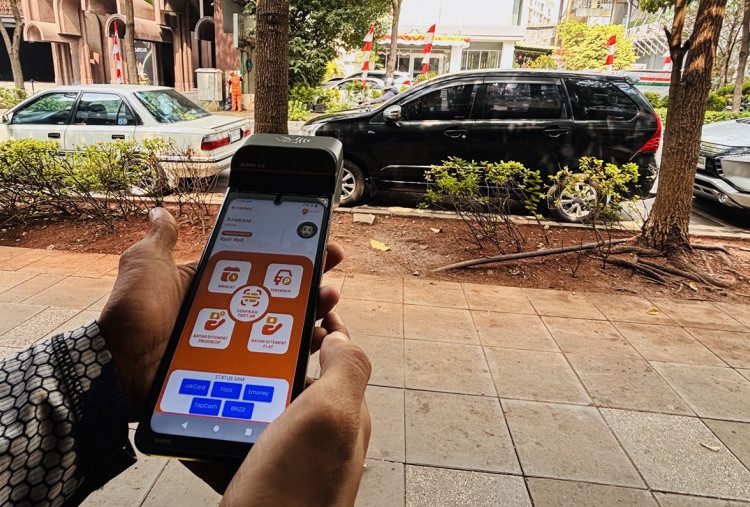 CATAT! 31 Ruas Jalan di Jakarta Terapkan Pembayaran Parkir Cashless, Ini Lokasinya!