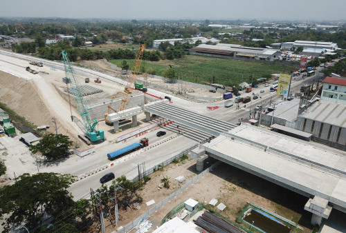Jembatan Tol Ngasem Dekat Tugu Kartasura Mulai Dikerjakan, Jalan Tol Jogja-Solo Tahap I Segera Rampung. 
