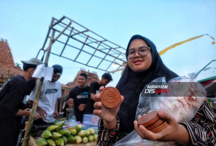 Koin Kereweng & Cucuk Lampah Warnai Peresmian Alun-alun Jenggala Manik