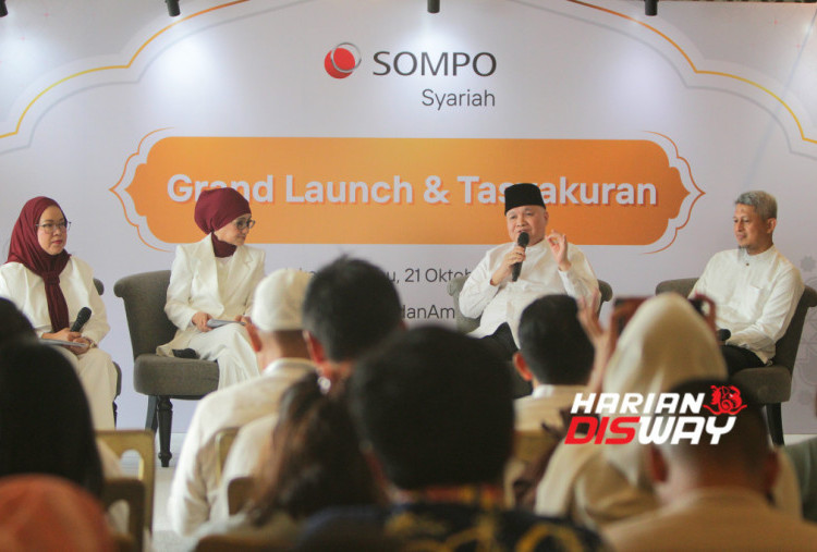 Dari kiri, Diah Safiati Amurwani, Direktur PT Sompo Insurance Sharia; Ratna Indrayani, Direktur Utama; Achmad Riawan Amin, Ketua Dewan Pengawas Syariah (DPS); dan Rachman Mustafa, Direktur PT Sompo Insurance Sharia.
Aset industri asuransi umum syariah tumbuh 13,77 persen menjadi Rp10,8 triliun pada kuartal I 2026, berdasarkan data AASI. Pertumbuhan ini membuka peluang bagi Sompo Syariah untuk memperluas layanan perlindungan berbasis syariah. (Foto: Raka Denny/Harian Disway)