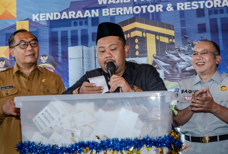 Cara Jitu Pemkab Gresik Genjot Pajak: Tembus Rp590 Miliar, Wajib Pajak Diganjar Hadiah