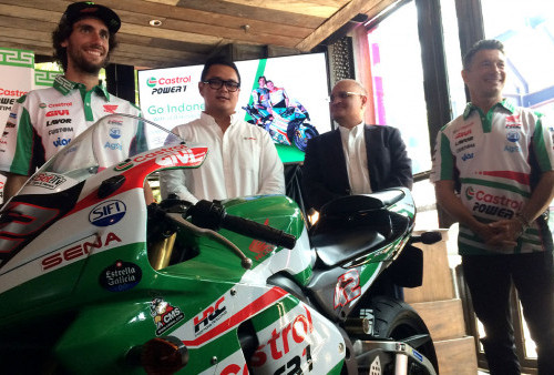 Kembali Balapan Alex Rins Usung Motif Batik di Motor Serta Baju Balap di MotoGP Mandalika 2023