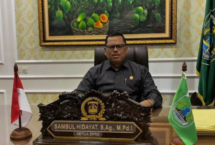 Pimpinan DPRD Pasuruan Tolak Mobil Dinas Baru, Anggaran Rp3 Miliar Dialihkan untuk Rakyat