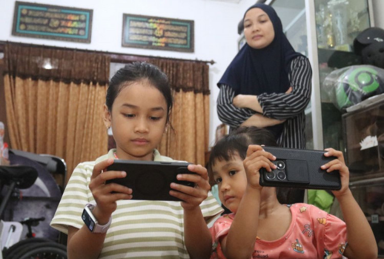 Candu Gim Intai Anak-Anak (2): Fitur Kontrol Masih Longgar