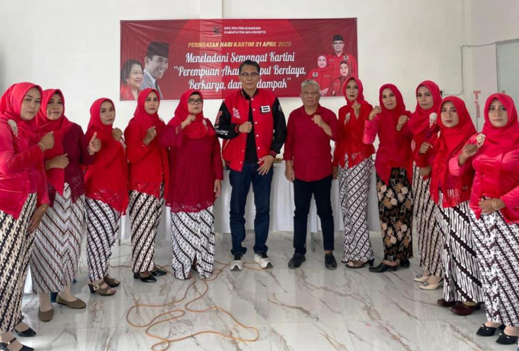 Semangat Kartini Jadi Inspirasi DPC PDIP Kabupaten Mojokerto Rawat Budaya Bumi Mojopahit 
