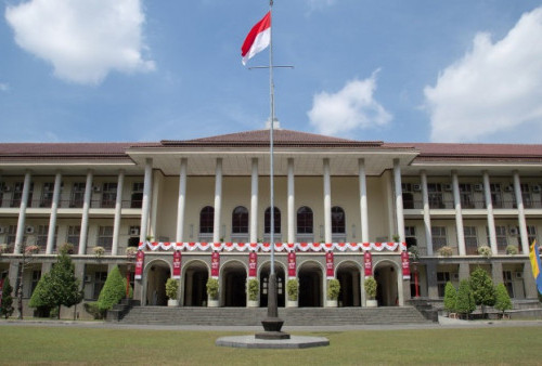 Lima Perguruan Tinggi di Indonesia Ini Masuk Top 500 Versi QS WUR