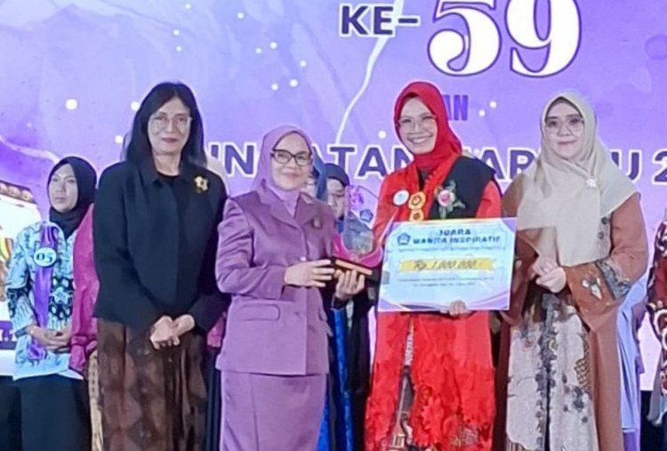 Tekuni Bidang Pendidikan dan Pelatihan, Christine Wu Raih Predikat Wanita Inspiratif Surabaya 2025