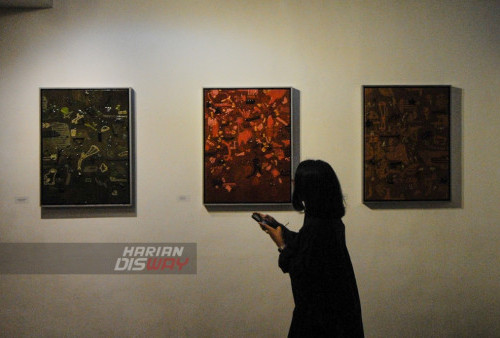 Pameran Lukisan Di Antara Hujan