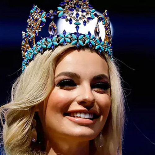 Karolina Bielawska dari Polandia Memenangkan Miss World 2021 di Tengah Kontroversi 