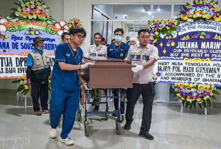  Masih Hidup 32 Jam Setelah jatuh, Keluarga Juliana Marins Protes Hasil Otopsi