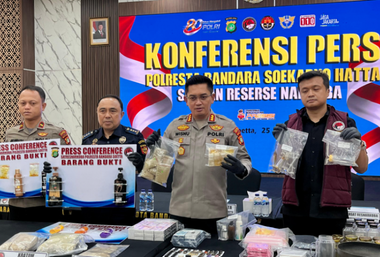 3 Tahun Beroperasi di Vila Bali, 3 Kurir dan WNA di Pabrik Vape Ganja Raup Rp10 Miliar per Bulan