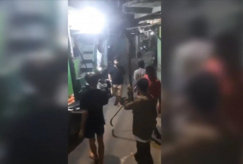 Tawuran Remaja Pecah di Gang Sempit Tanjung Priok, Sejumlah Rumah dan Motor Rusak
