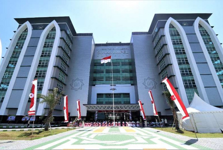 Menag Berhentikan Prof. Akh. Muzakki sebagai Rektor UINSA, Dirjen Pendis Jadi Plt