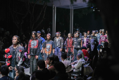 30 Koleksi Fashion Punk Klasik Karya Askary Malik Tampil di JF3 Fashion Festival